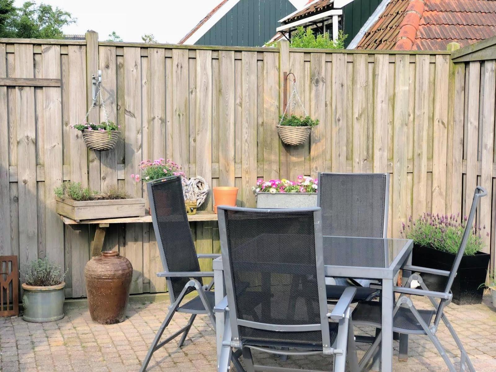 It Gasthus Apartamento Baaiduinen Exterior foto